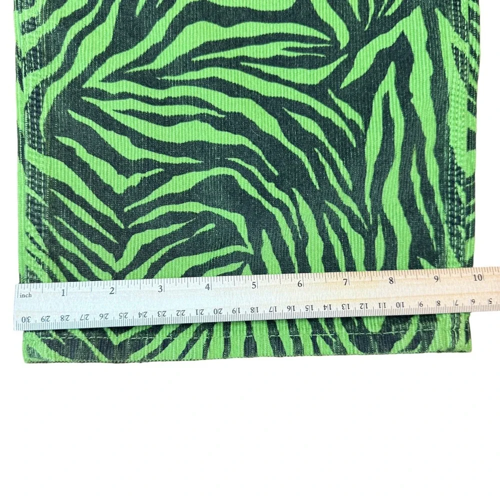 BDG Wide Leg Urban Outfitters Corduroy Pants 29 x 32 Juno Green Zebra Carpenter